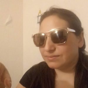 Meet your Posher, Marlen